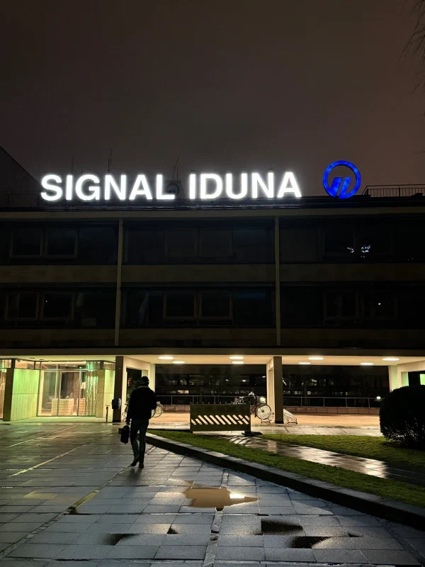 Dr. Carola Lilienthal presenting